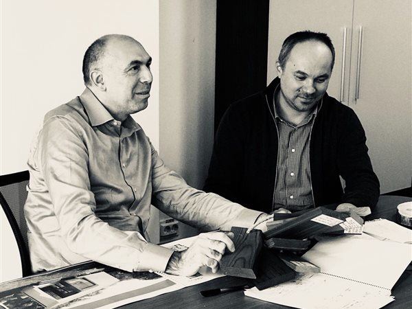 Doru Pungă, &icirc;n discuții tehnice la birou